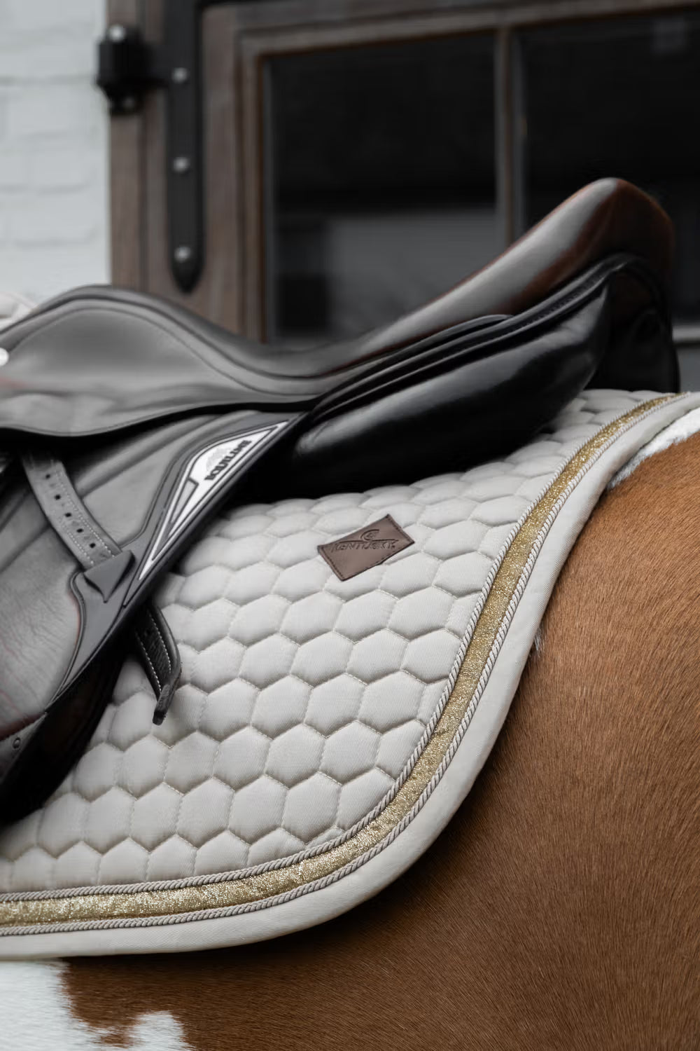 Glitter Band Schabracke