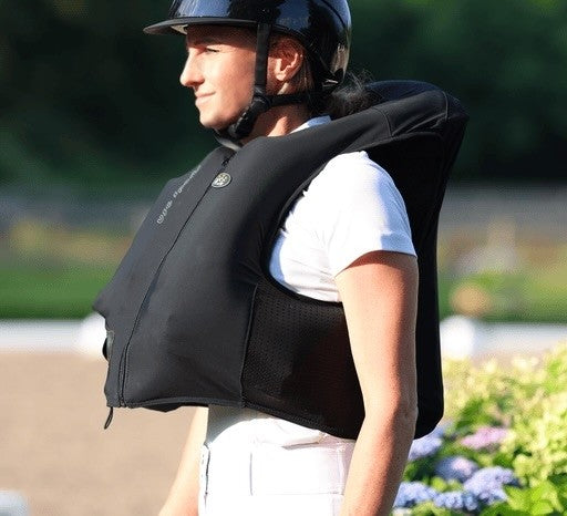 AIXPLORER Softshell Airbag-Weste, moderne Luft-Weste, atmungsaktiv und komfortabel, mit bewährtem EquiAirbag®-System, inkl. einer CO2-Kartusche à 45 g und Werkzeug